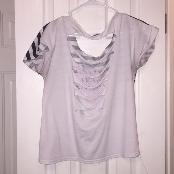 Top - Picture 2 of 2